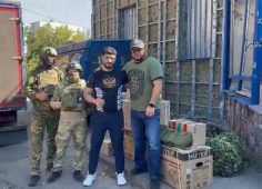 Курским дружинникам передали бронежилеты, аптечки и маски