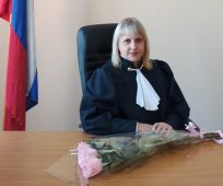 Судьёй Ленинского райсуда Курска назначили Татьяну Каменеву