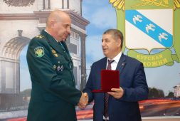Курские таможенники получили награды
