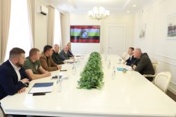 Жители Ленинградской области передали гуманитарную помощь для курян