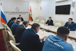 В правительстве Курской области прошло совещание по ситуации с двумя управляющими компаниями