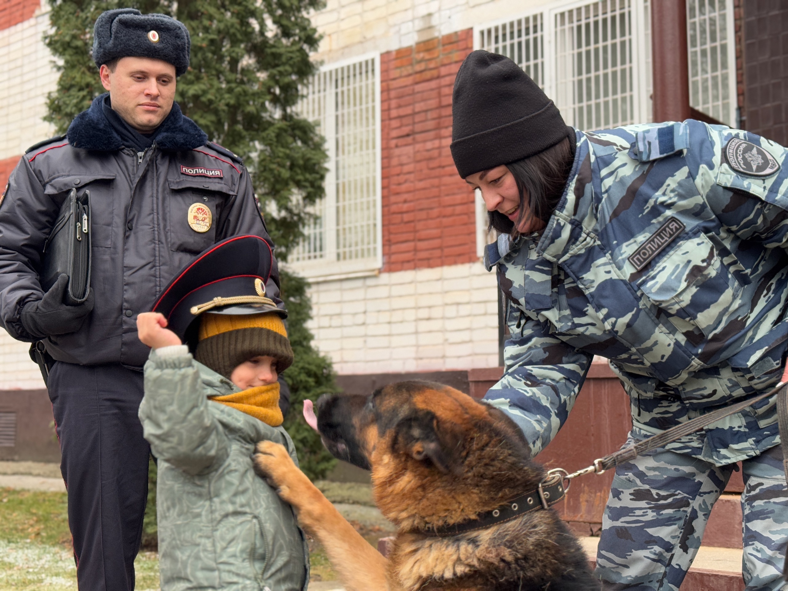 Подарок маме на день рождения Ozon