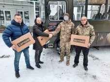 Общественники из Приморья привезли оргтехнику курским «Барсам»