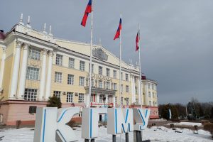 Хинштейн высказался о распределении медиков после вуза