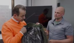 Актёр Дмитрий Певцов передал противоосколочные куртки для курских врачей