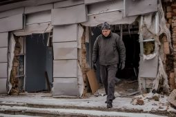 Мирошник: в Сумской области Украины остаются несколько десятков курян