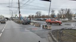 Курские автомобилисты игнорируют новую схему движения на улице Энгельса