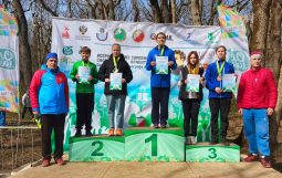 Курянки выиграли соревнования по спортивному ориентированию в Железноводске