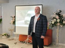 Глава Конышевского района покинул пост и подписал контракт с «БАРС-Курск»