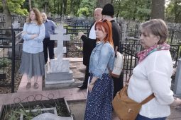 ВООПИК организует уход за Никитским кладбищем в Курске