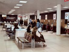 Куряне подали более 400 заявлений о запрете или снятии запрета на кредиты в МФЦ