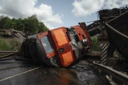 СК России квалифицировал подрыв моста в Курской области как теракт