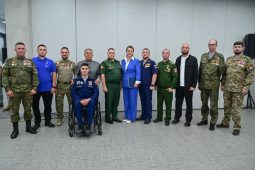 В курском фонде «Защитника Отечества» поздравили чемпионов «Абилимпикса»