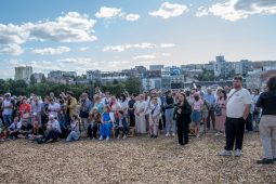 В Курске территорию «Полугоры» обработали от клещей