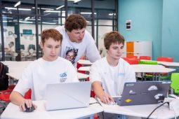 Курские школьники отправились на «Большие вызовы» в «Сириус»