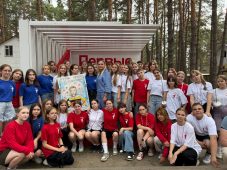 Известная фехтовальщица Евгения Ламонова посетила курский  «Орлёнок»