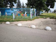 Единороссы позаботились о безопасности малышей