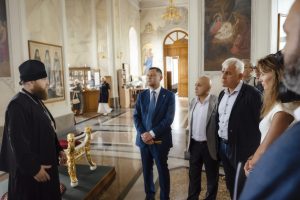 Академия художеств поддержит курских коллег