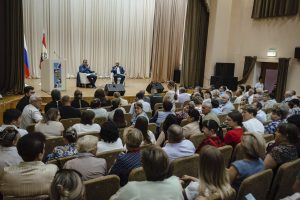 О проблемах – в прямом разговоре