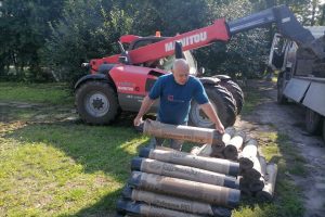 Льговчанам из резервного фонда Курской области передали кровельные материалы