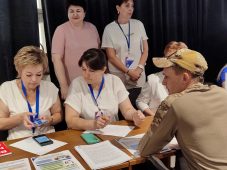 В Курске провели ярмарку вакансий для участников СВО