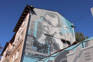 Мурал вернулся после ремонта