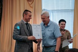 Курские волонтеры отмечены в ДОСААФ в честь Всемирного дня гуманитарной помощи