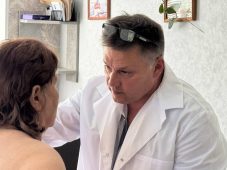 Специалисты Курского онкоцентра провели прием жителей Пристенского района