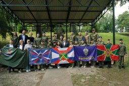 Курских школьников посетил губернатор Калининградской области