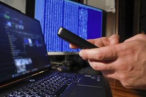 Мошенники обманули подростка