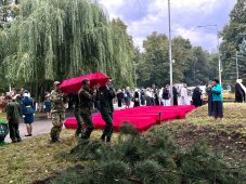 В Курске перезахоронили останки советских воинов и погибших мирных жителей Суджи