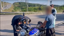 В регионе 10-летний мальчик разъезжал по дорогам на мопеде