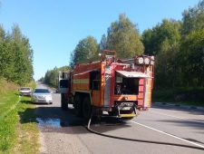 Огнеборцы Железногорского района потушили загоревшийся прицеп