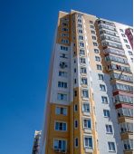 В Курске на проспекте Дериглазова мужчина выпал из окна многоэтажки