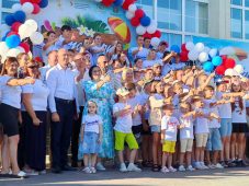 Семьи курских участников СВО отправились на «Крымские каникулы 2025»