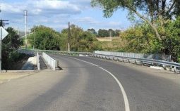 В Курской области отремонтировали мост через ручей Фатежик