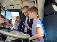 «Волгобусик» учит курских школьников безопасности