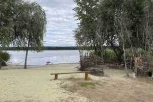 Выход к берегу стал платным незаконно