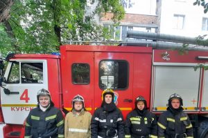 В Курске на пожаре спасли 16 человек