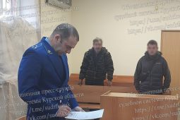 Двое работников сахарного завода в Большесолдатском районе осуждены за кражу