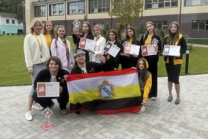 «Весну» покорили осенью