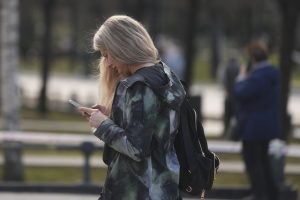 Долг платежом краден: зачем мошенники переводят деньги россиянам