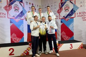 «Витязь» победил каратистов