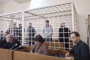 Обвиняемые вину не признают