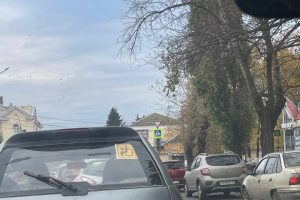 На перекрёстке 50 лет Октября и Дзержинского в Курске временно не работает светофор