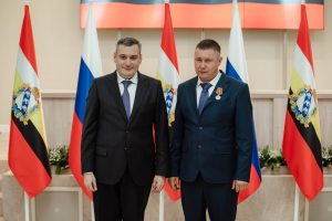 Энергетиков наградили за храбрость