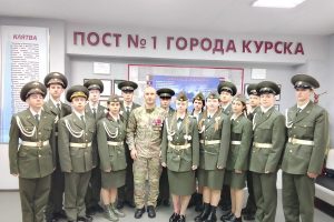 Ветеран СВО Максим Калуцких провёл урок мужества на Посту № 1 в Курске