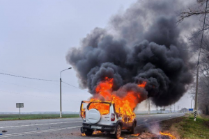 ВСУ атакуют гражданские автомобили на трассе в Курской области