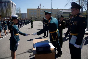 Военные вузы приглашают курян