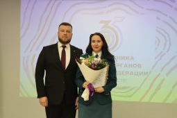 Налоговые органы Курской области отметили 35-летие российской налоговой системы